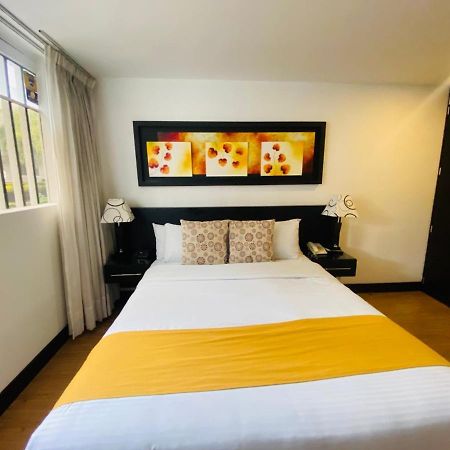 Hotel Marbella Chico ボゴタ エクステリア 写真
