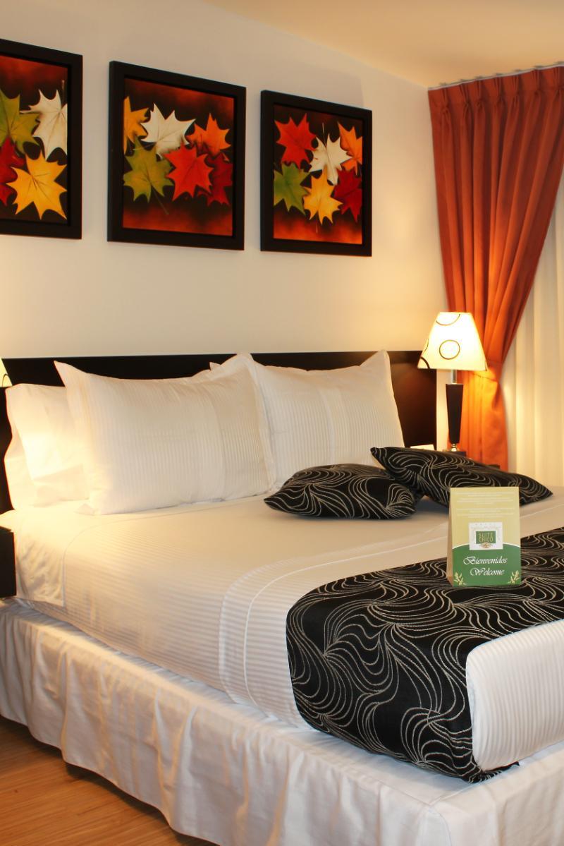 Hotel Marbella Chico ボゴタ エクステリア 写真